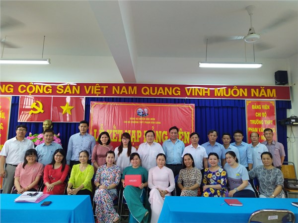 Lễ kết nạp đảng viên mới 3/2021